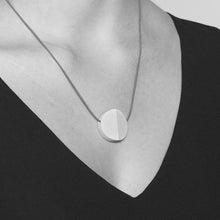Load image into Gallery viewer, Concrete Circle Necklace
